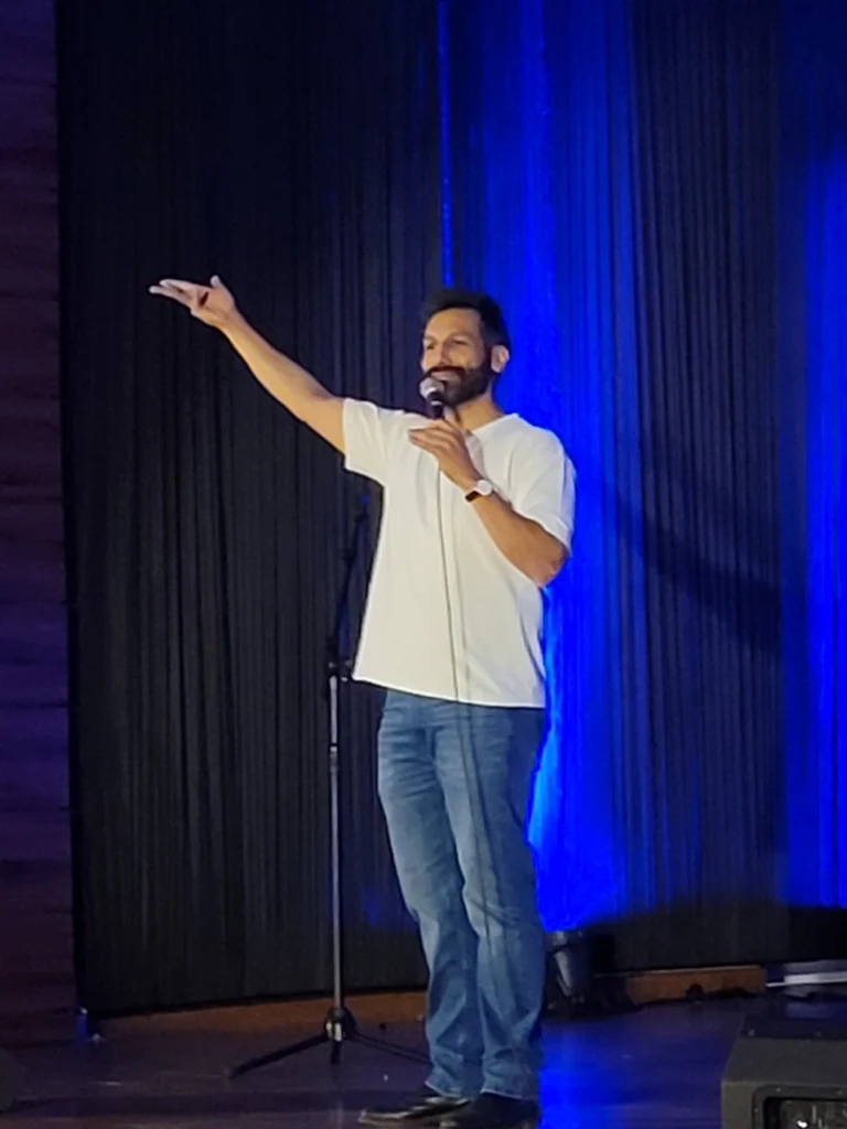 Kanan Gill performing at a Comedy Lounge comedy show in Calicut Kerala