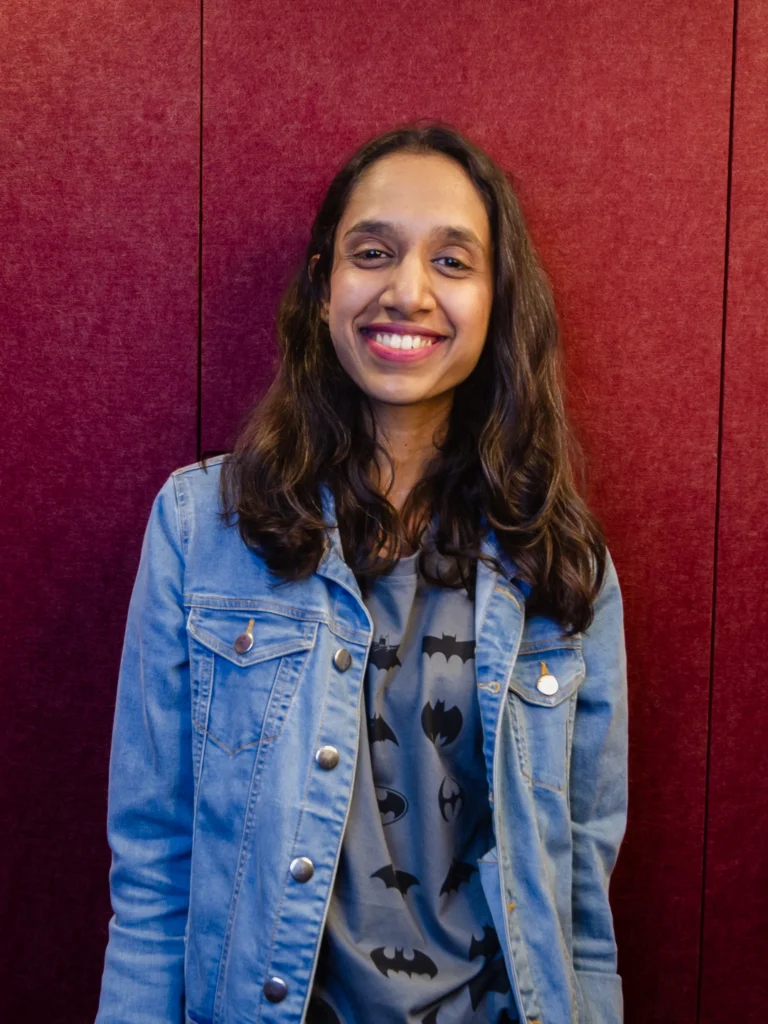 Portrait of Indian stand-up comedian Niveditha Prakasam.