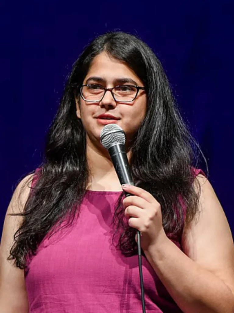 Shreeja Chaturvedi performing during her Pasandeeda Aurat stand-up comedy tour.