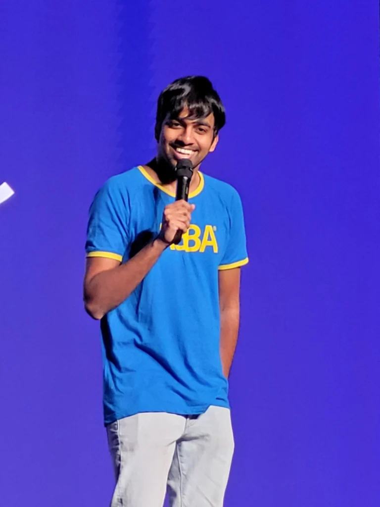 Tarang Hardikar performing at Manorama Hortus 2025, curated by Comedy Lounge.
